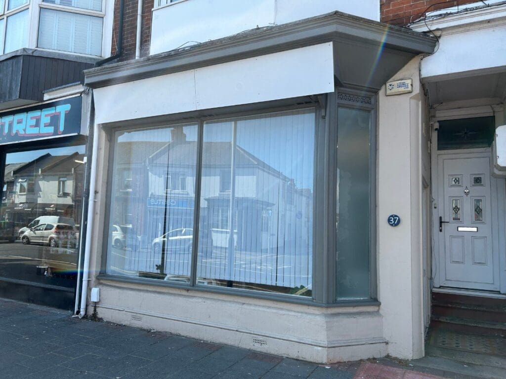 37 South Street, Tarring, Worthing, West Sussex, BN14 7LG