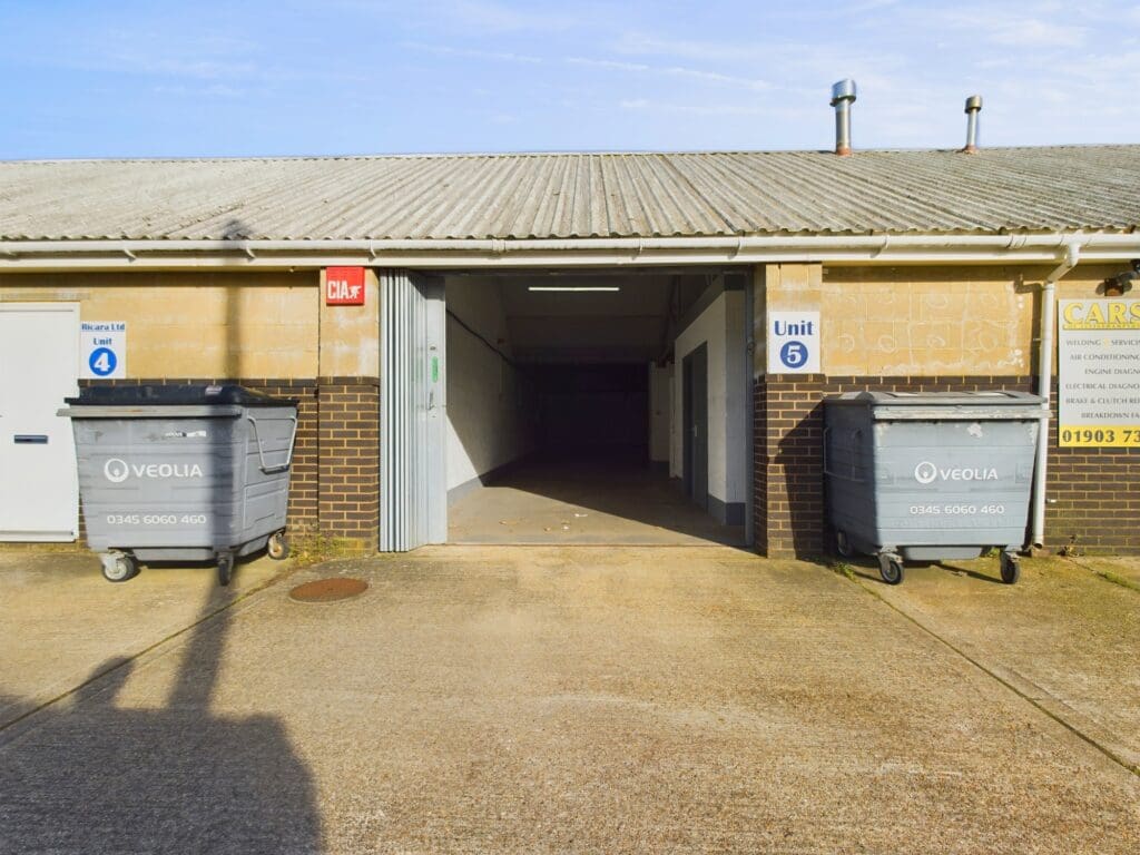 Unit 5, 51 Gloucester Road, Littlehampton, West Sussex, BN17 7BS