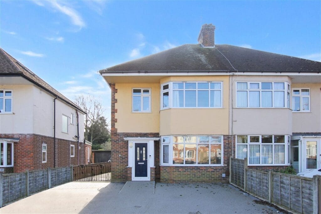 Orchard Avenue, Tarring, Worthing BN14 7PY