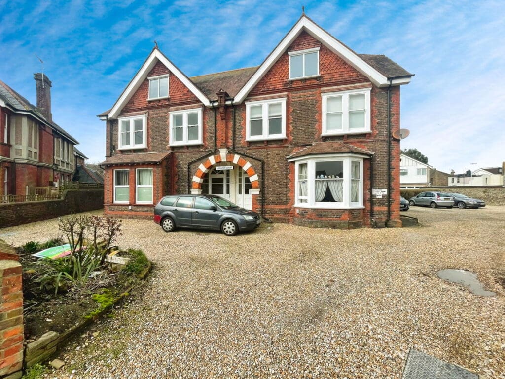 Langton Road, Worthing, BN14 7BZ