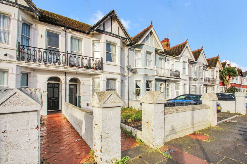 Navarino Road, Worthing, BN11 2NE