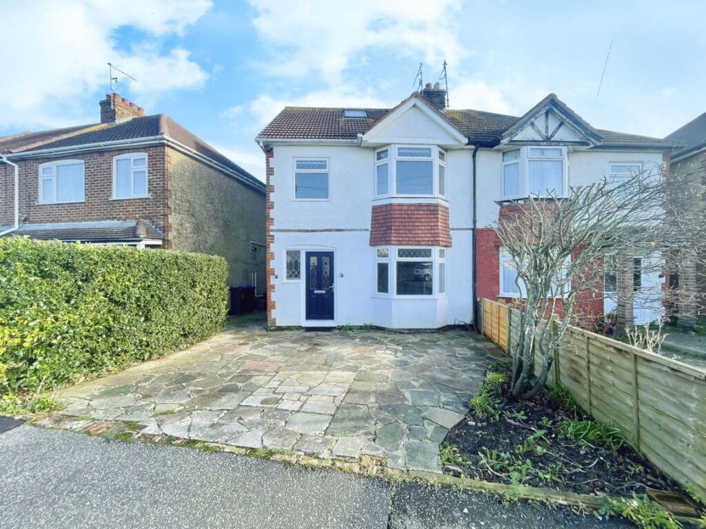 Wembley Avenue, Lancing, BN15 9JY