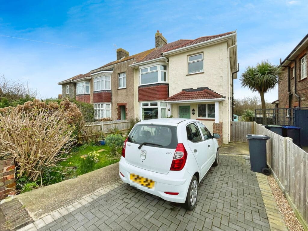 Seamill Park Avenue, Worthing, BN11 2PU