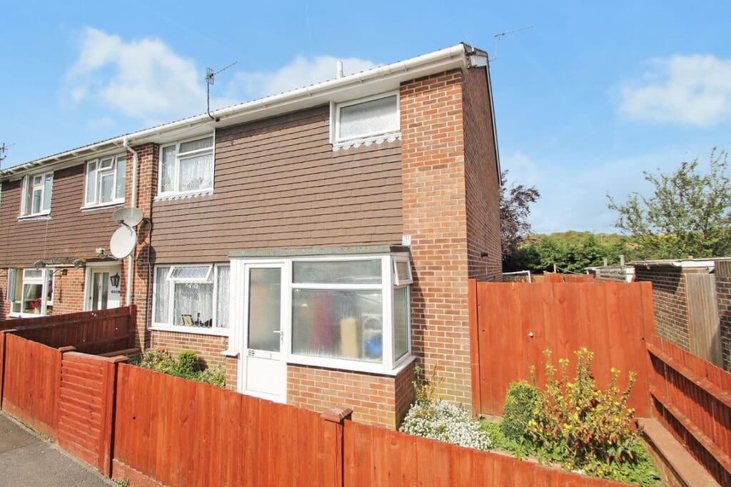 Hayley Road, Lancing, BN15 9HG