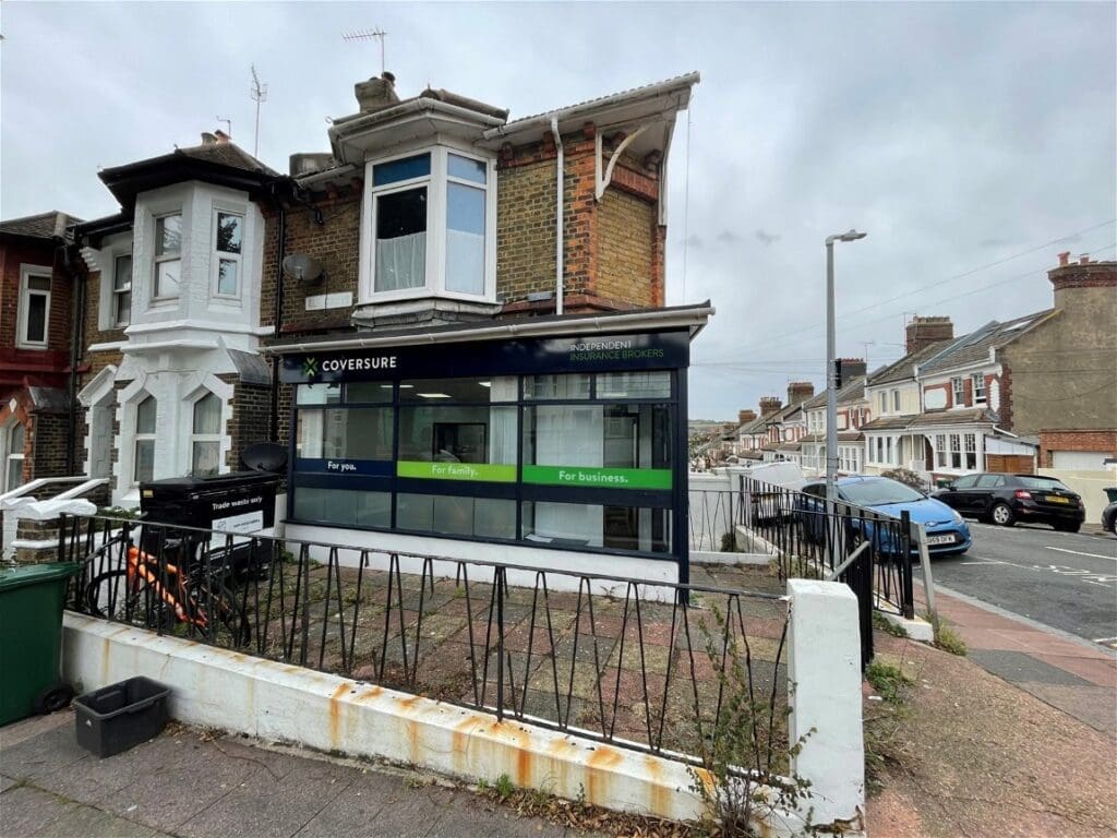 135 Elm Grove, Brighton BN2 3ES