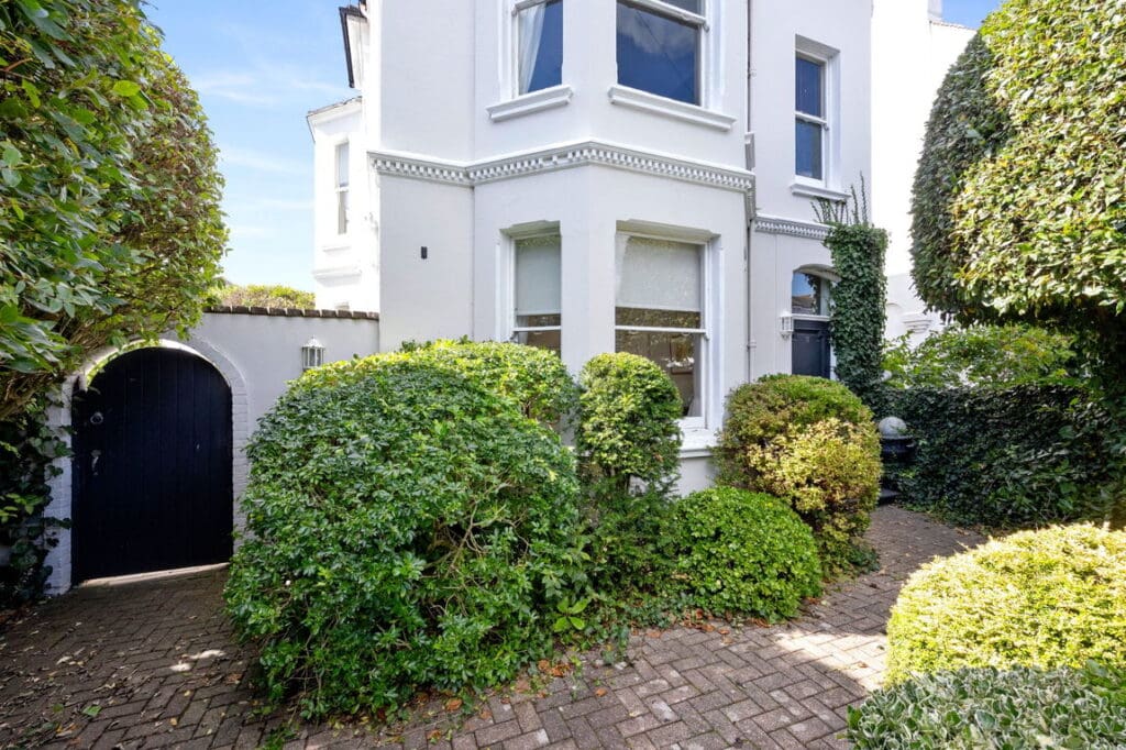 Oxford Road, Worthing, BN11 1XQ