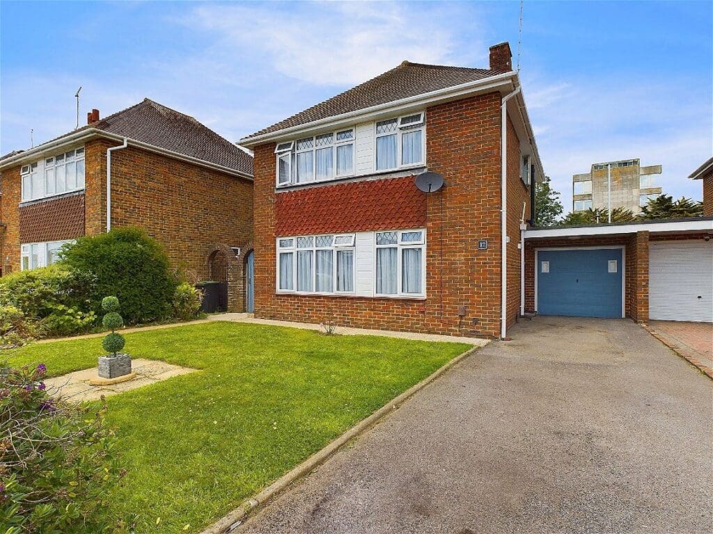 Cumberland Avenue, Goring-by-sea, Worthing, BN12