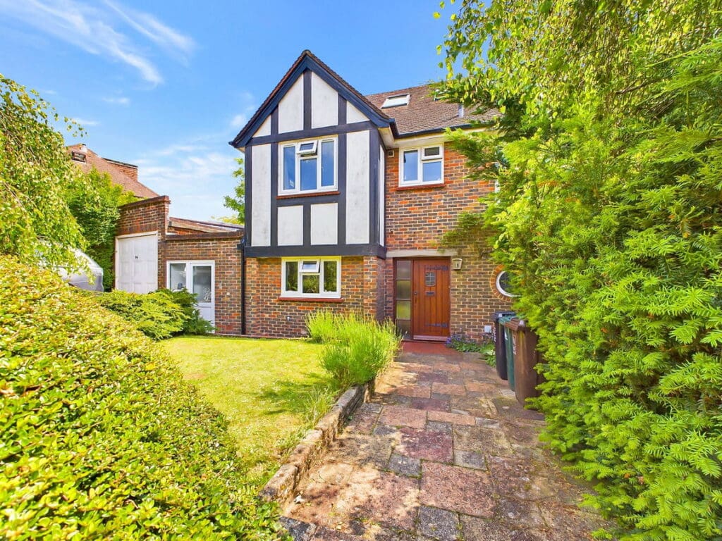 Hangleton Manor Close, Hove, BN3 8AJ