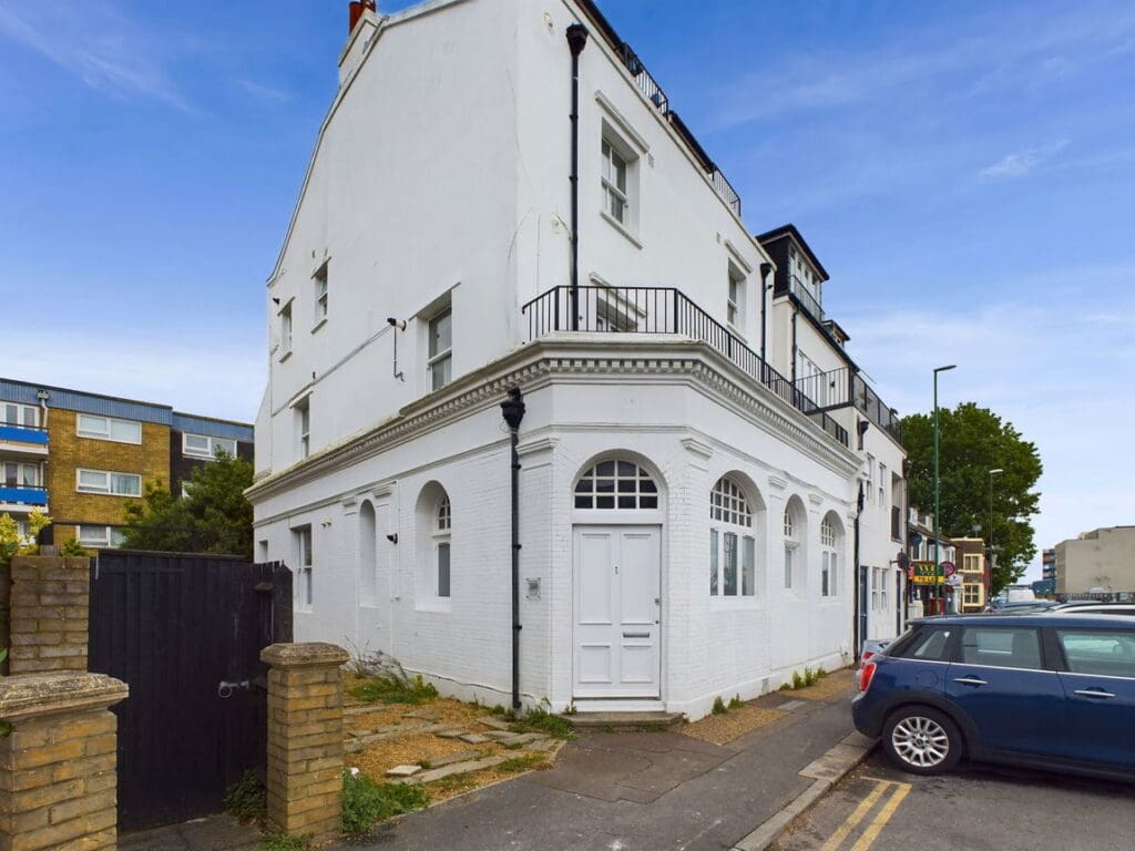 Brighton Road, Shoreham by Sea