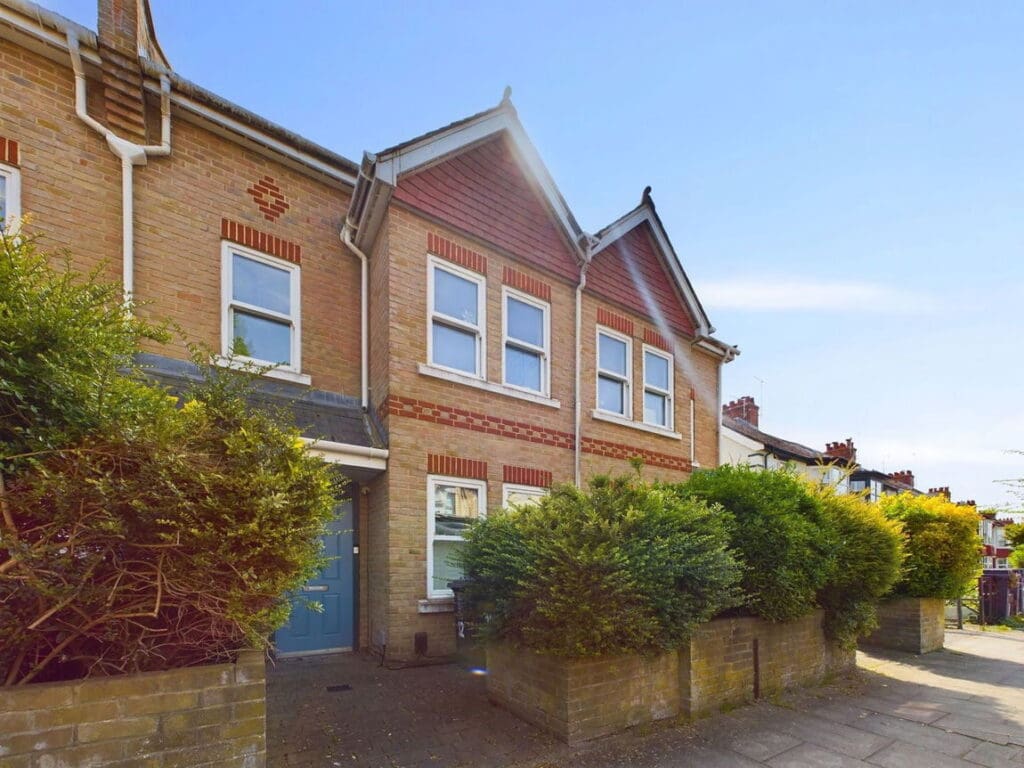 Marmion Road, Hove, BN3 5FT