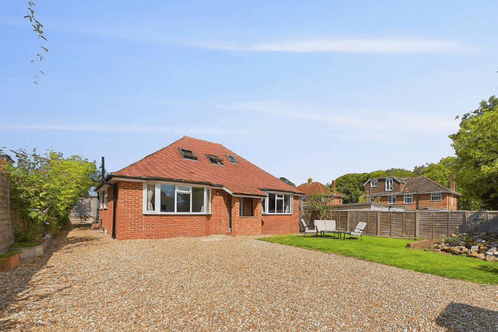 Downside Avenue, Findon Valley, Worthing BN14 0EY