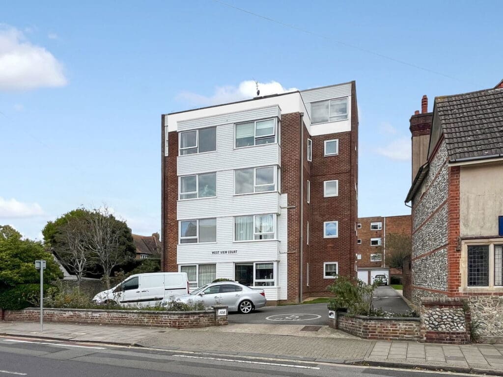 Westview Court, Heene Road, Worthing BN11 4PN