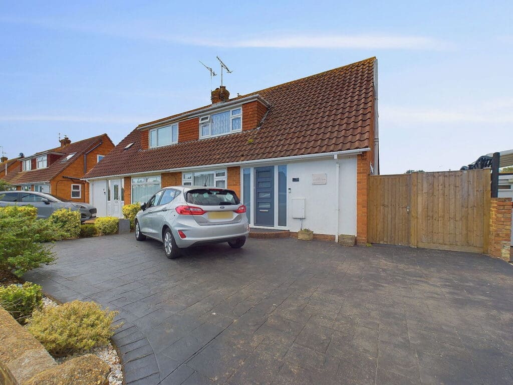 Western Road, Sompting, Lancing, BN15 9TL