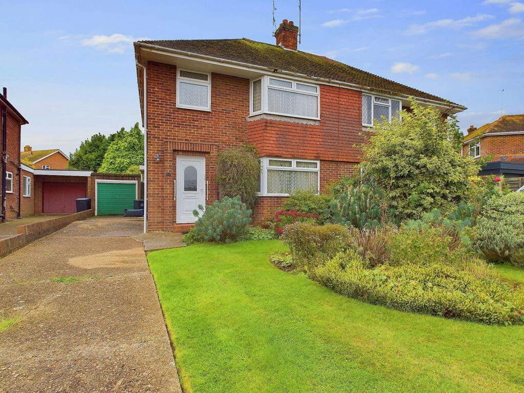 Selkirk Close, Worthing, BN13