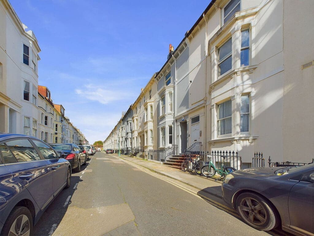 Lansdowne Street, Hove, BN3 1FQ