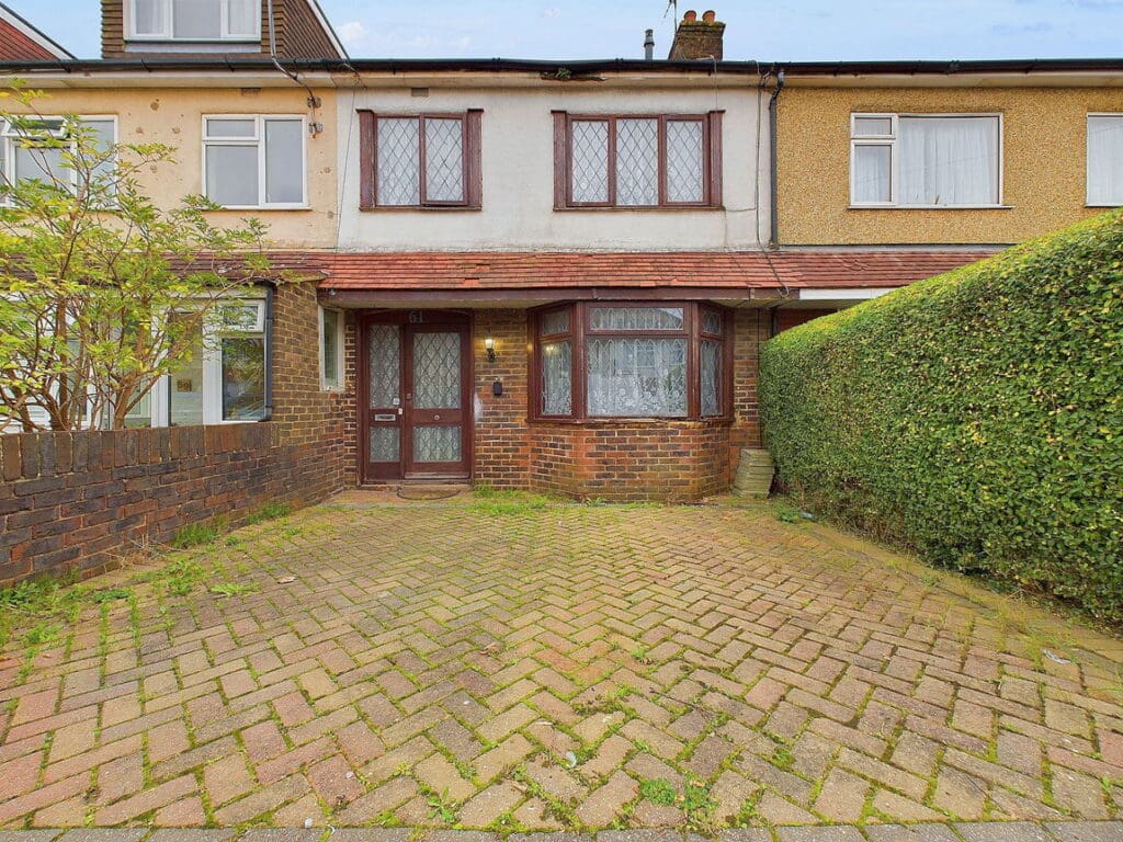 Annweir Avenue, Lancing