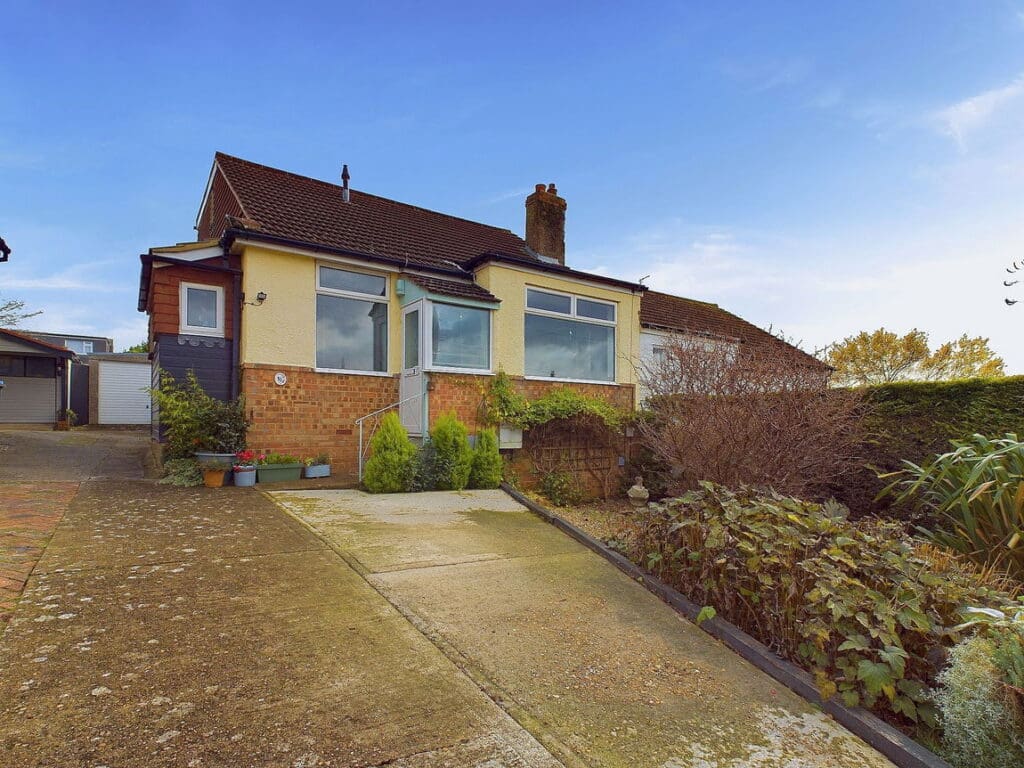 Alandale Road, Sompting, Lancing, BN15 0JU