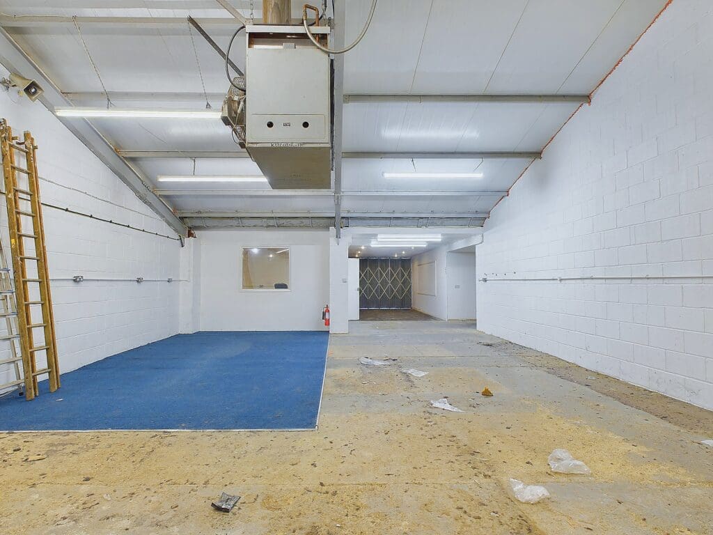 Unit 4, Gloucester Road, Littlehampton, West Sussex, BN17 7BS