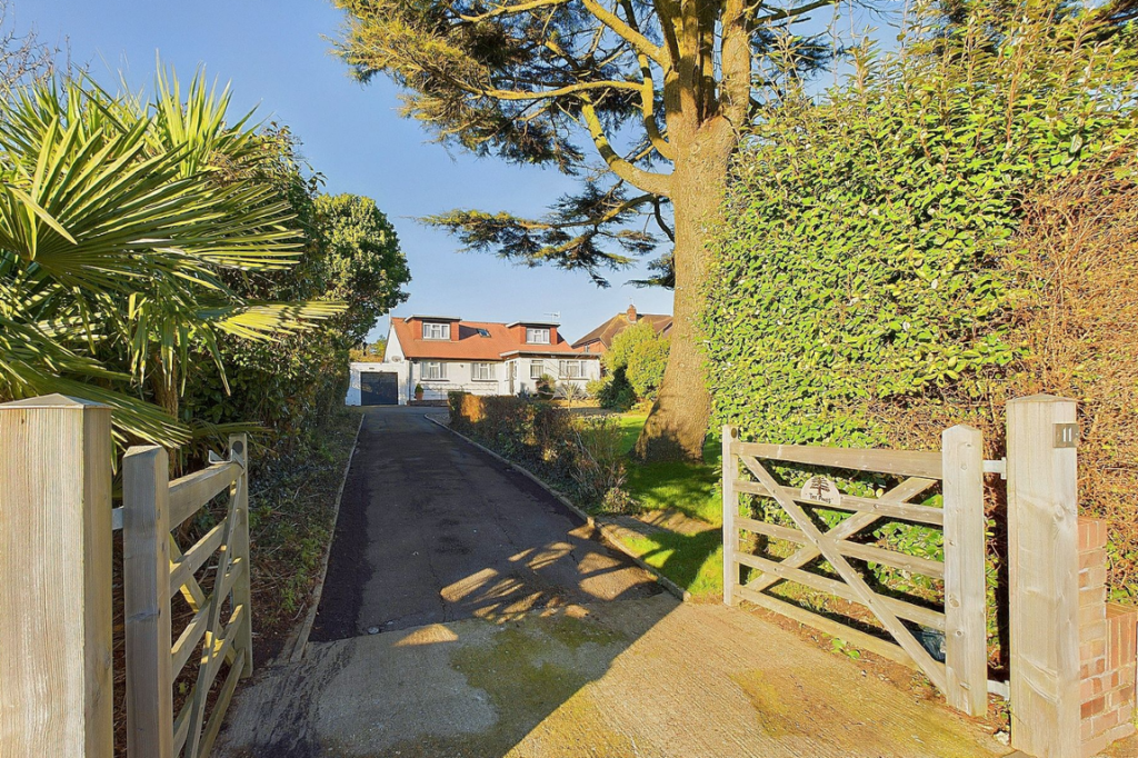 Newling Way, High Salvington, Worthing BN13 3DG