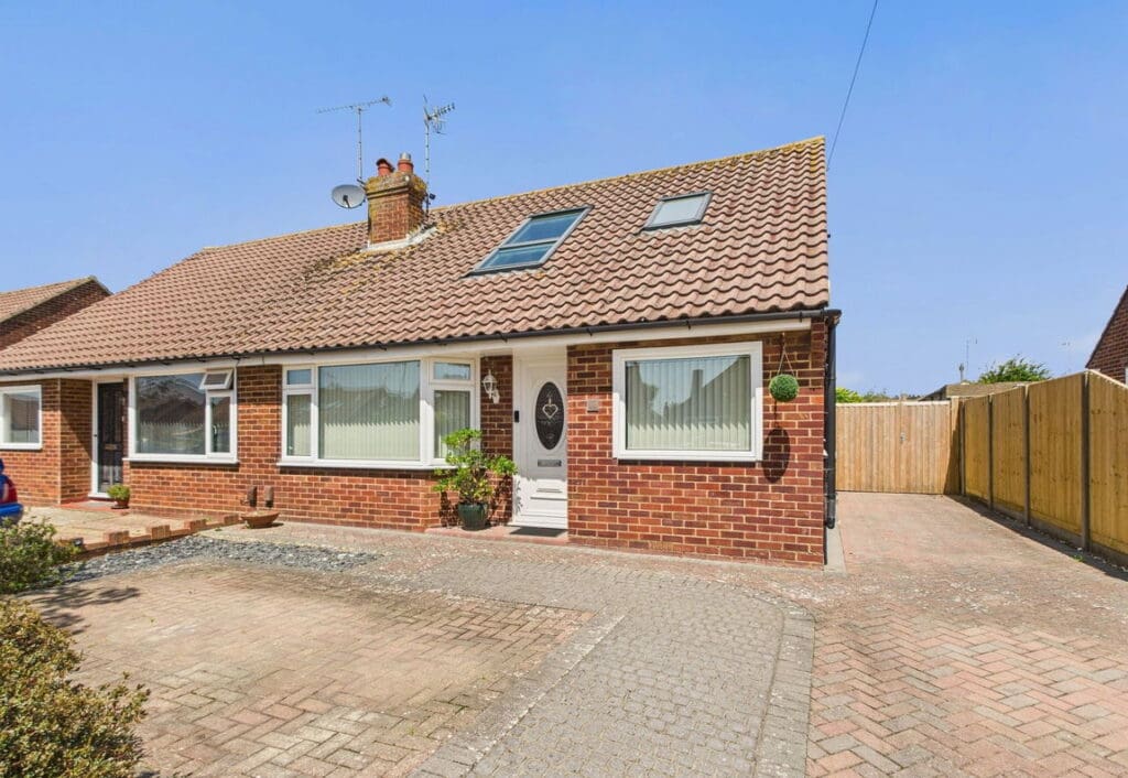 Hurley Road, Worthing, BN13 2PB