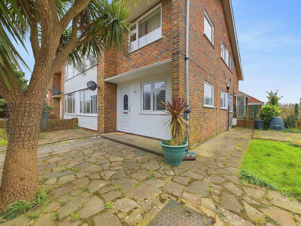 Alinora Avenue, Goring-by-Sea, Worthing, BN12