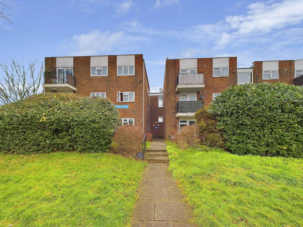 Merlin Court, Littlehampton Road, Worthing BN13 1RQ