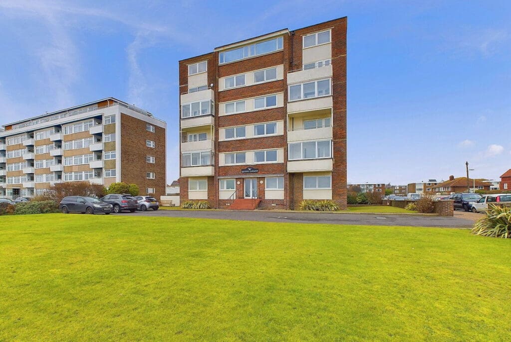 Quinta Carmen, Seaview Road, Worthing, BN11