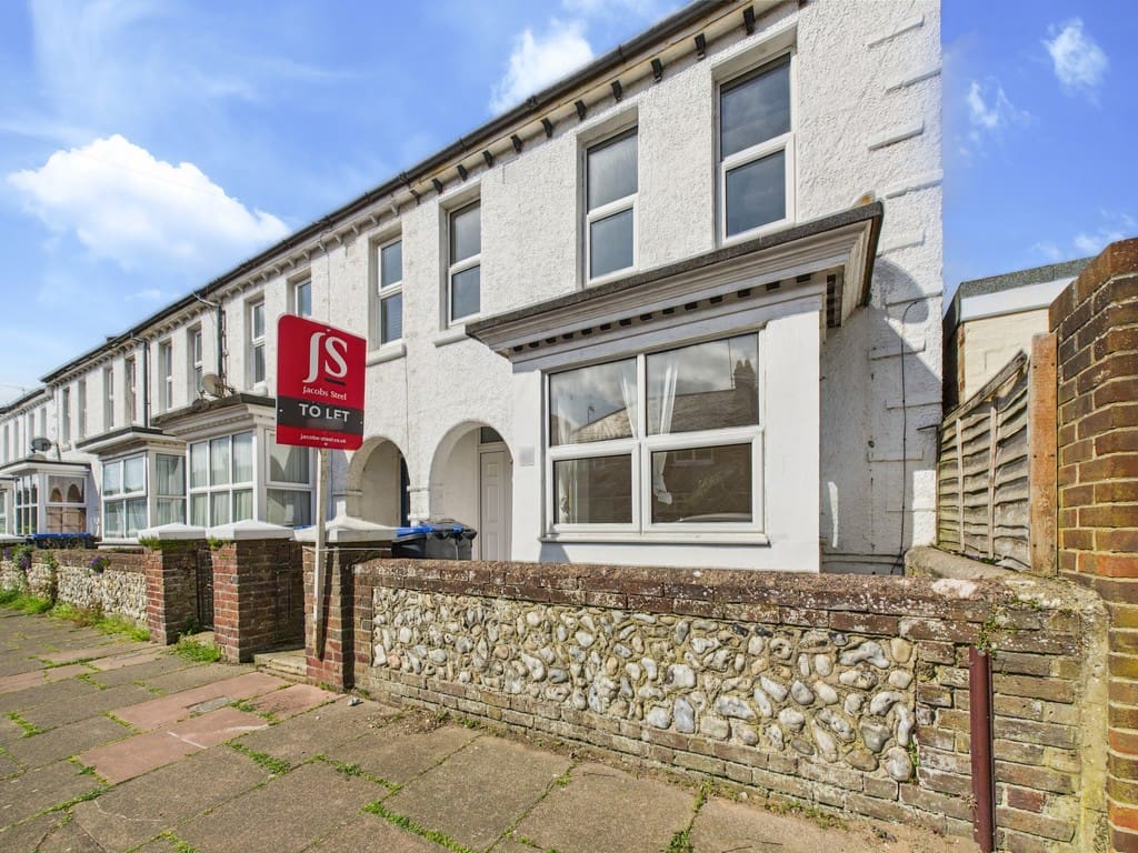 St. Anselms Road, Worthing, BN14 7EW