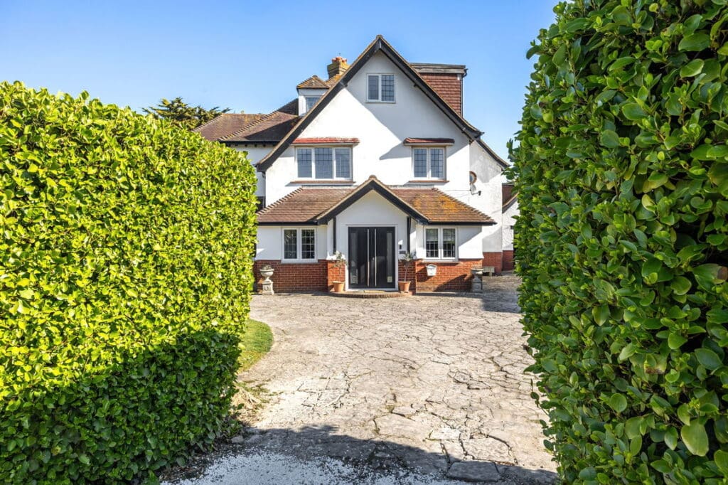 South Strand, East Preston, West Sussex, BN16 1PN