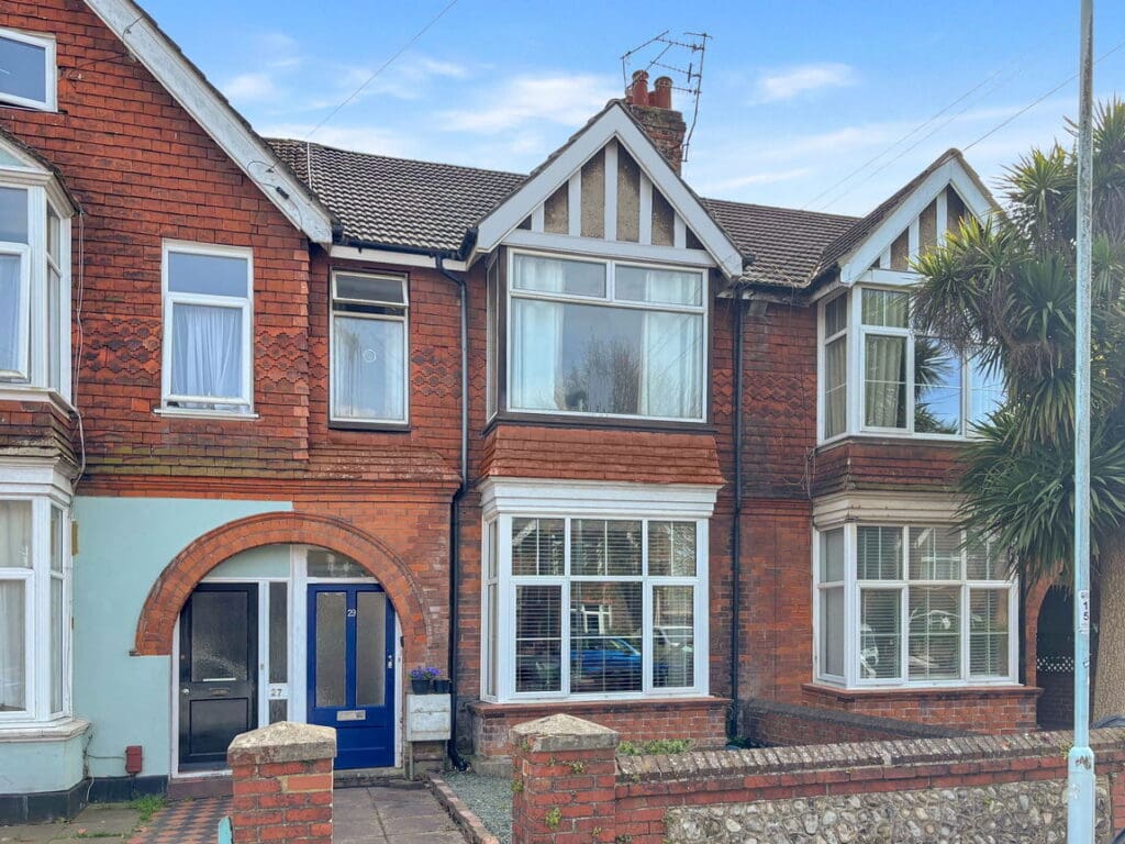 Pavilion Road, Worthing, BN14 7EE