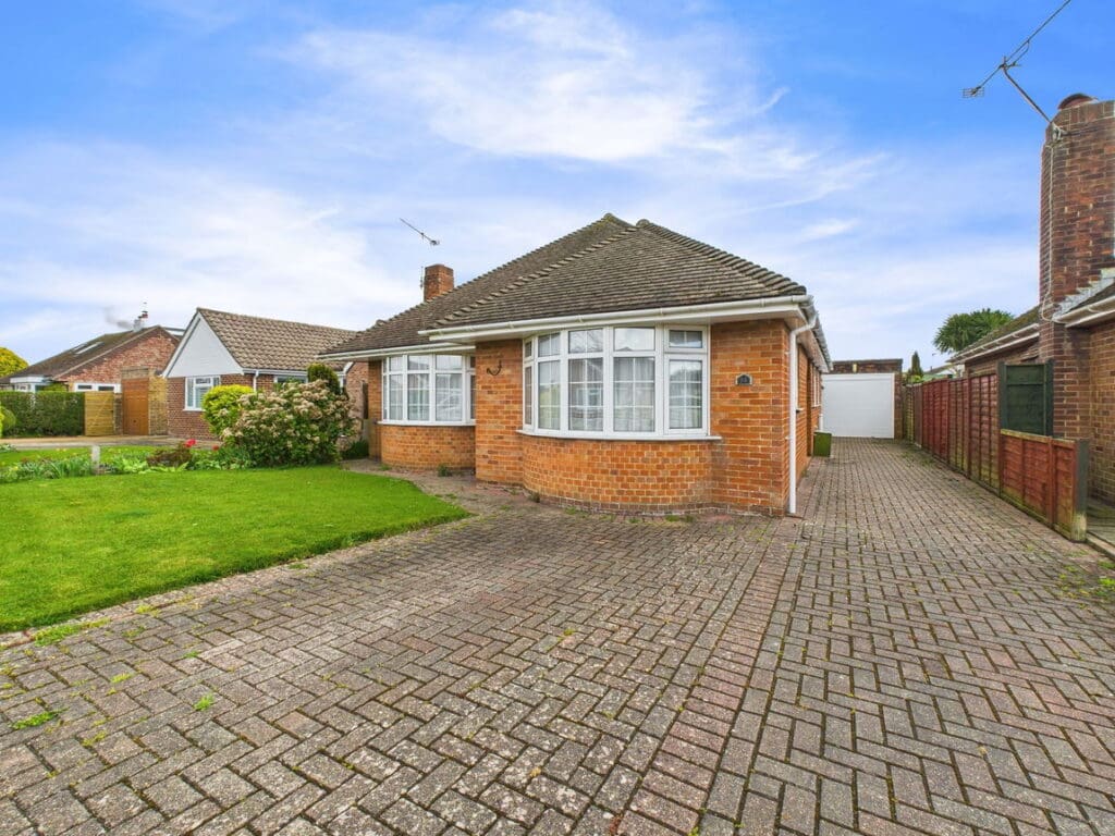 Vermont Way, East Preston, Littlehampton, BN16