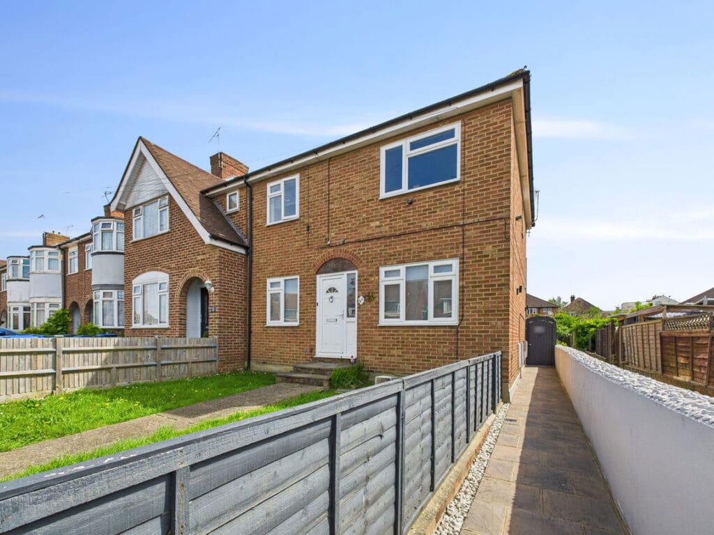 Mansfield Road, Worthing, BN11 2QN