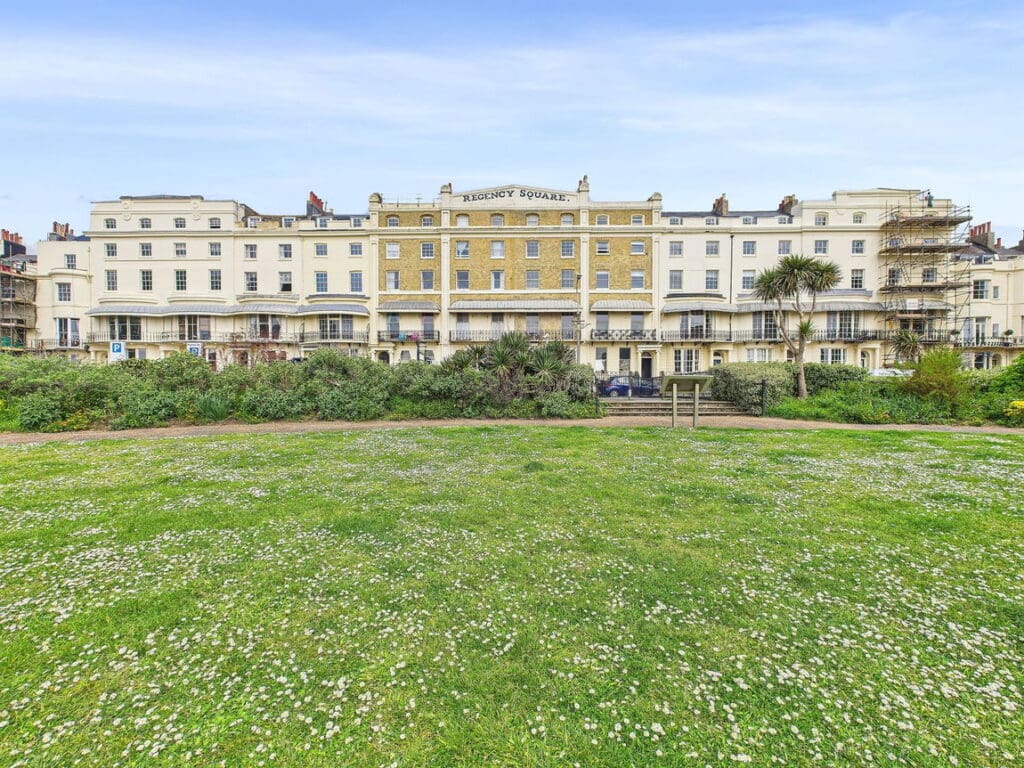 Regency Square, Brighton, BN1 2FJ