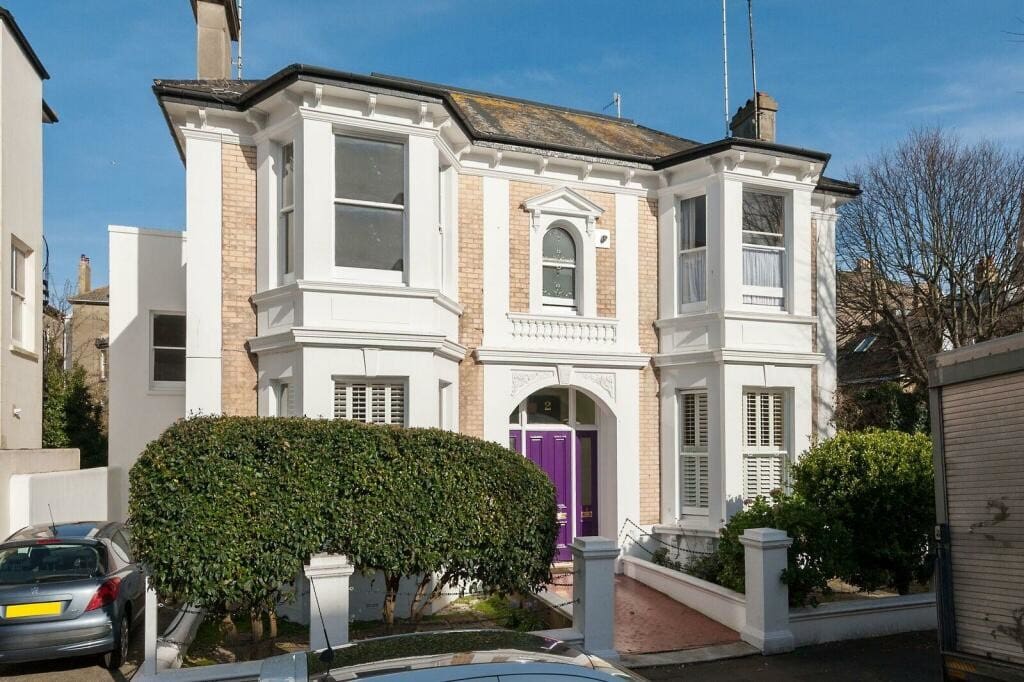 4 Selborne Road