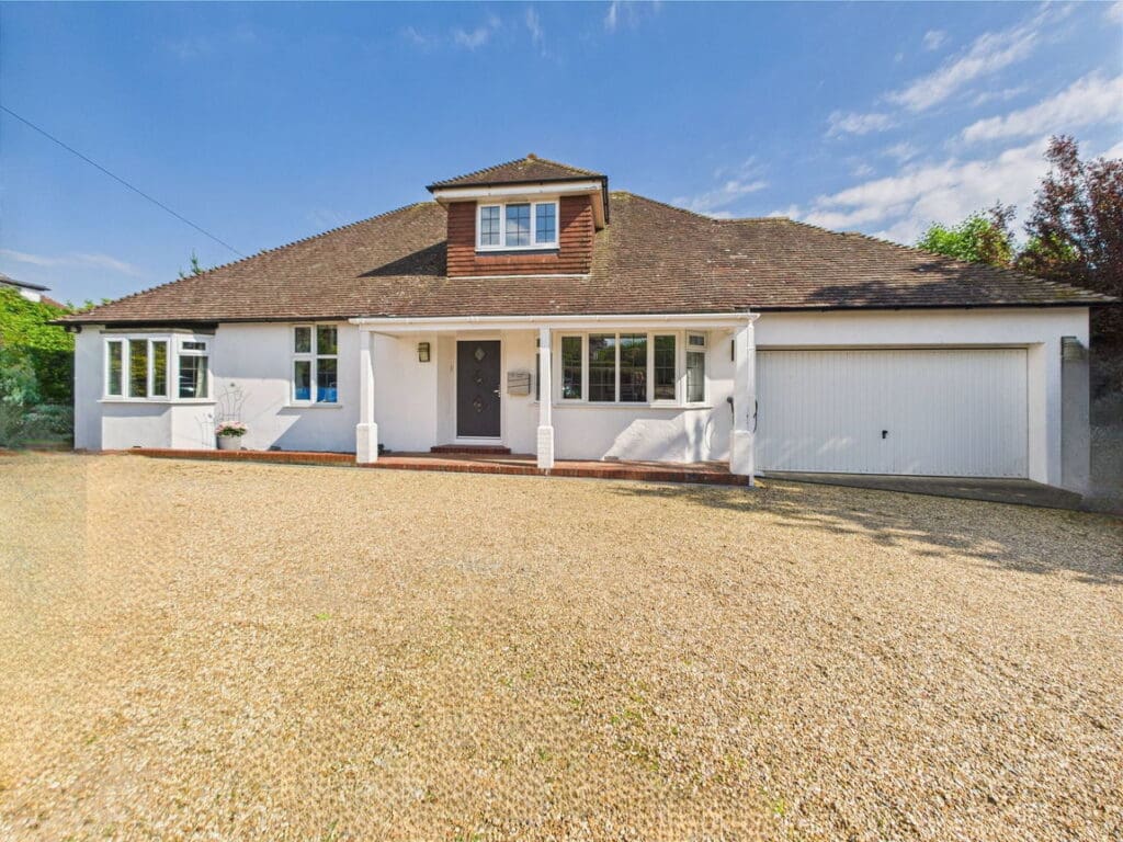 Woodland Avenue, High Salvington, Worthing BN13 3AF