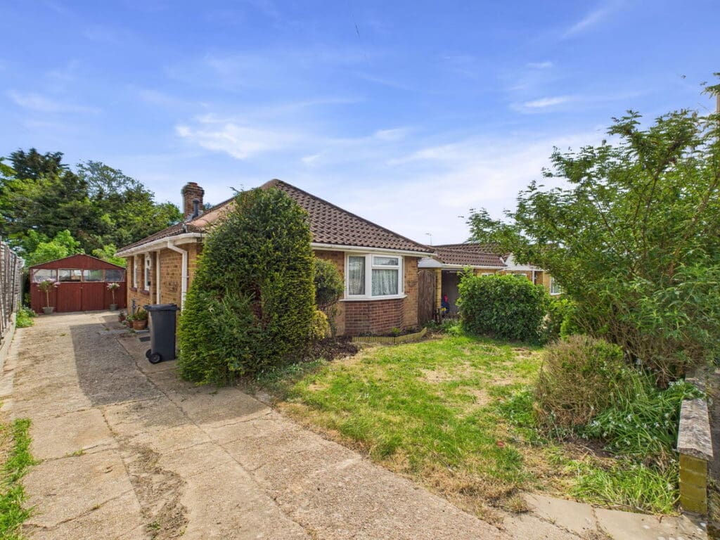 Bramber Close, Sompting, BN15 0JA