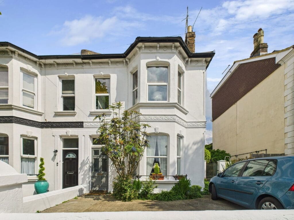 Oxford Road, Worthing, BN11 1XG