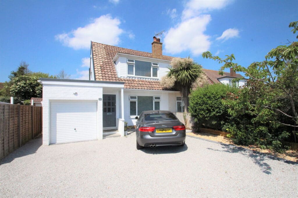 Quantock Road, Worthing, BN13 2HG