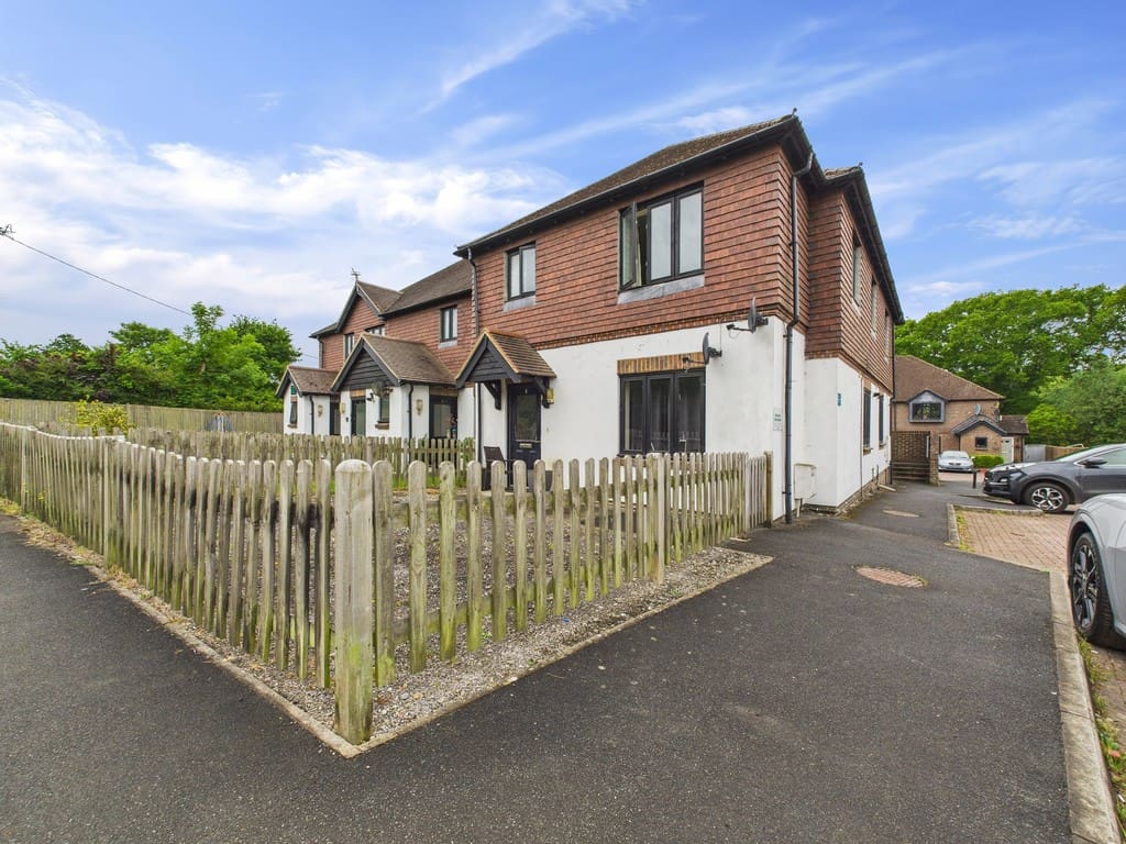William Barton Cottages, Washington, RH20 4DP