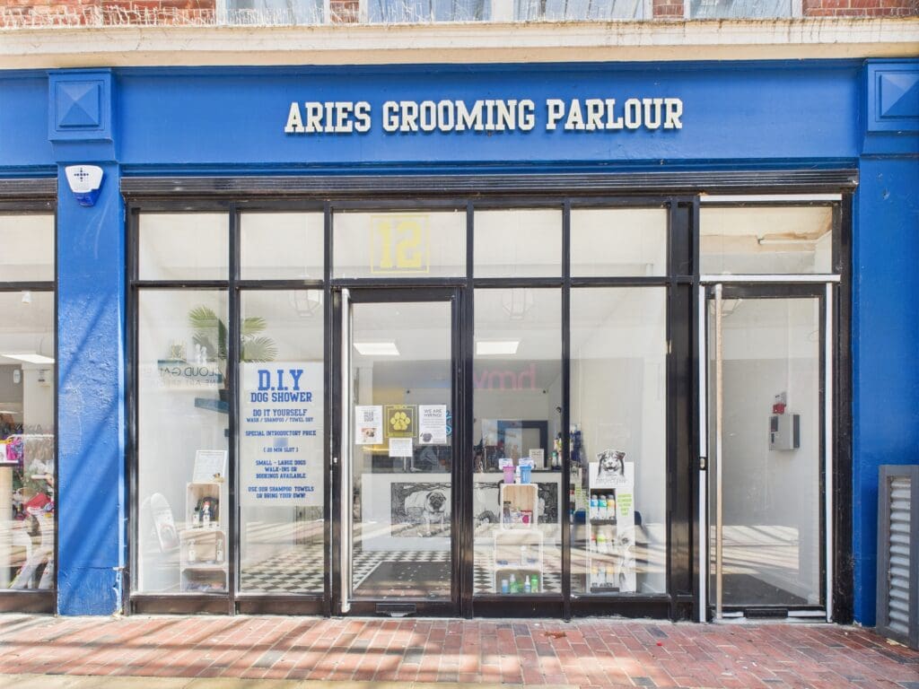 12 Liverpool Buildings, Liverpool Road, Worthing, West Sussex, BN11 1SY