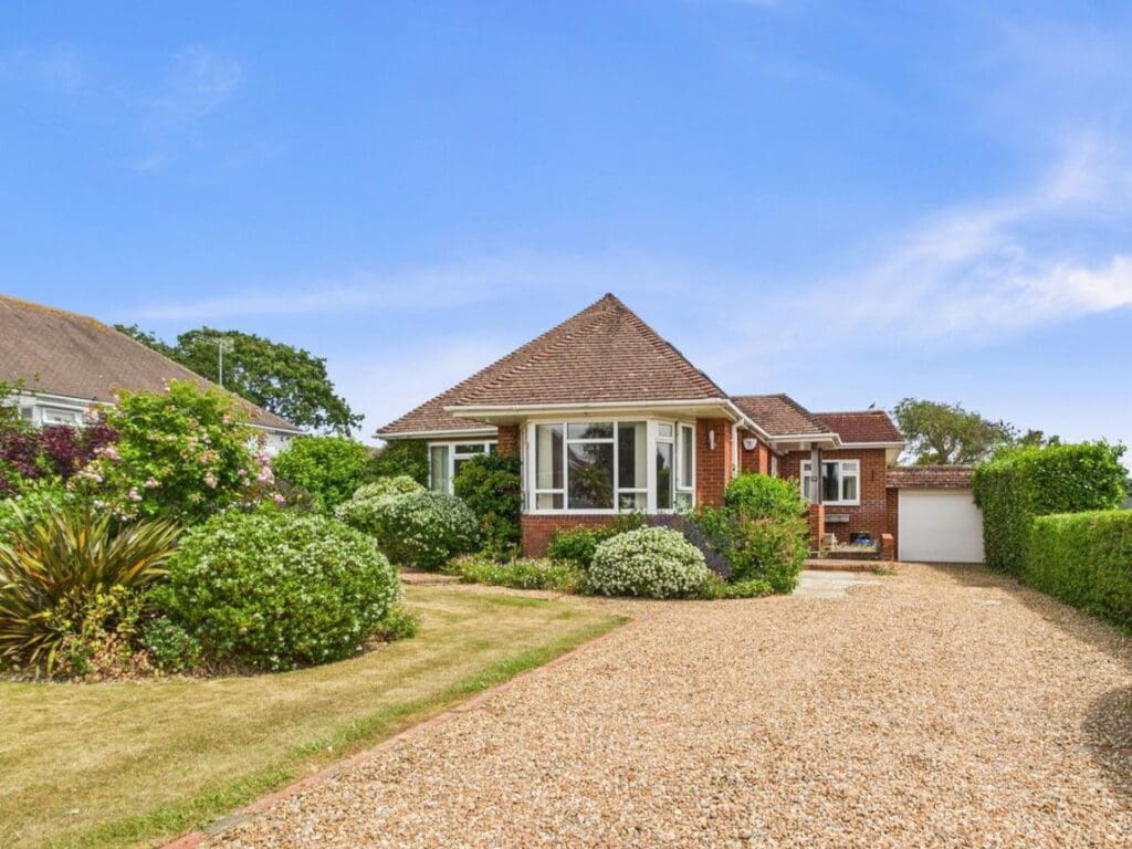 Hayling Rise, High Salvington, Worthing, BN13 3AL