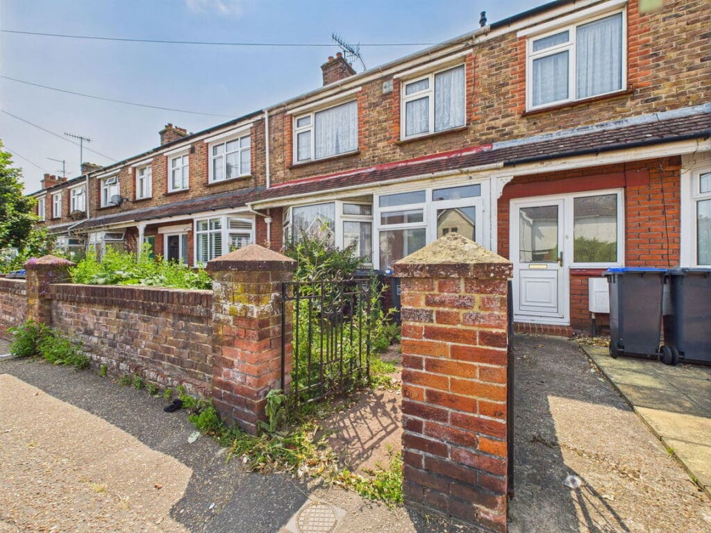 Elm Grove, Worthing, BN11