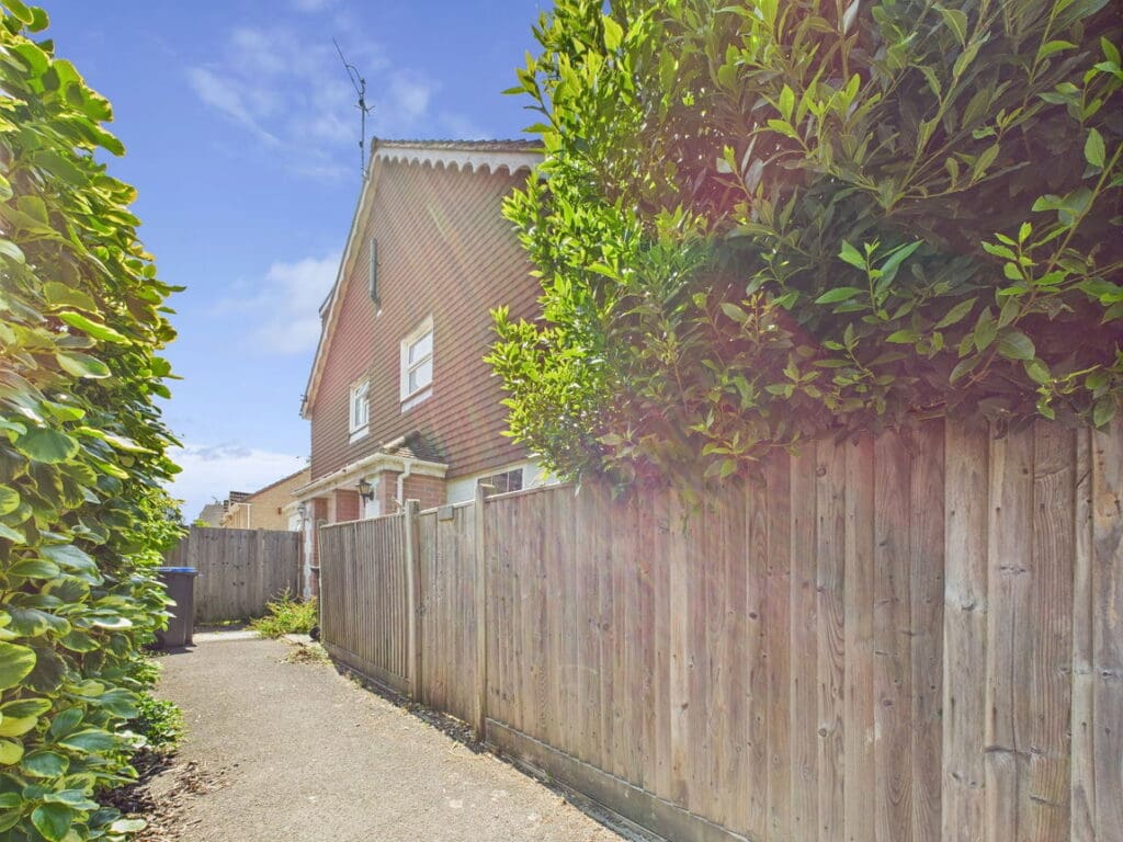 Cypress Avenue, Worthing, BN13