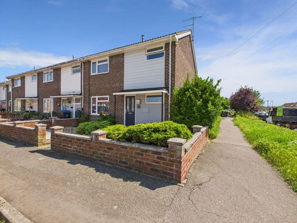 Elizabeth Place, Sompting, BN15 9UJ