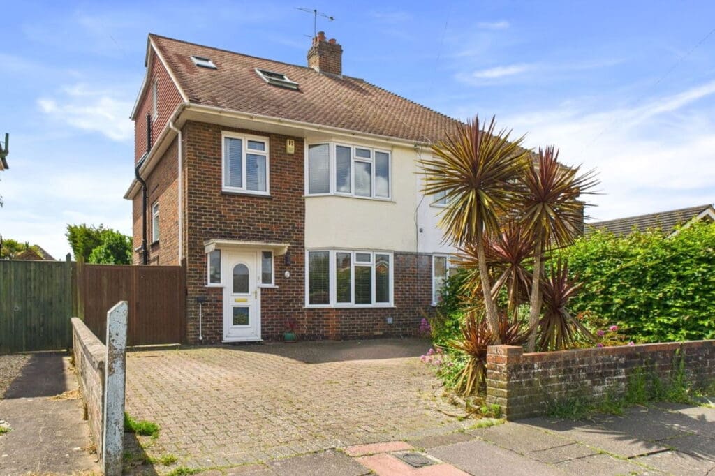 Orchard Avenue, Worthing, BN14 7QB