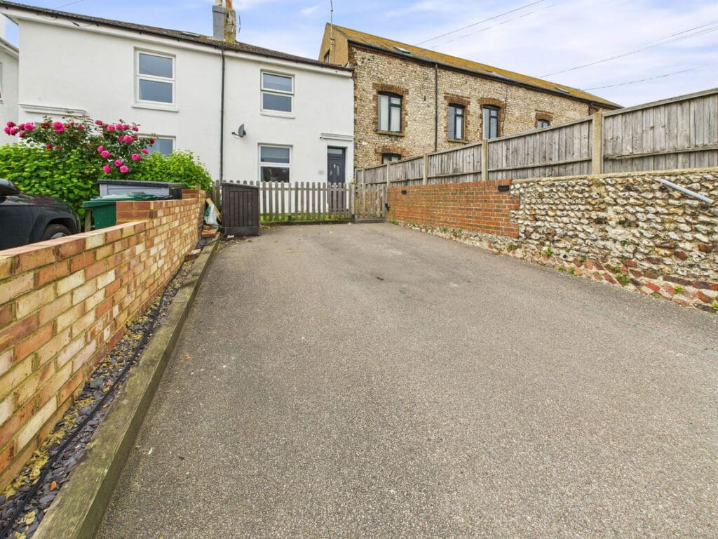Abinger Road, Portslade