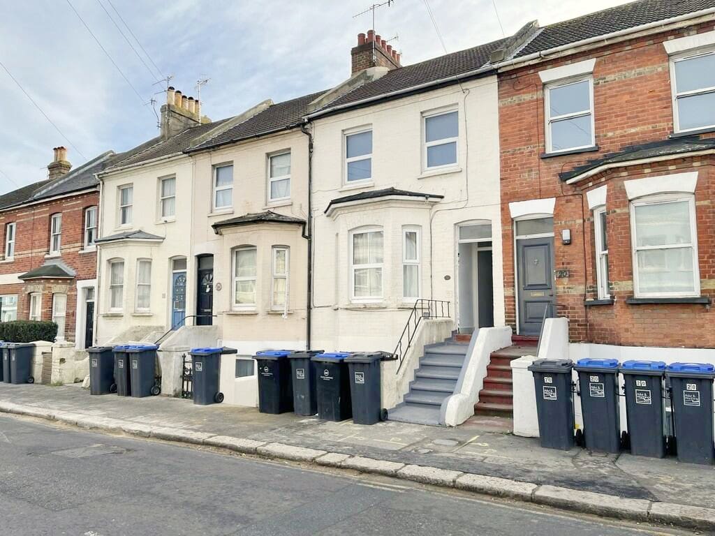 Newland Road, Worthing, BN11 1JR