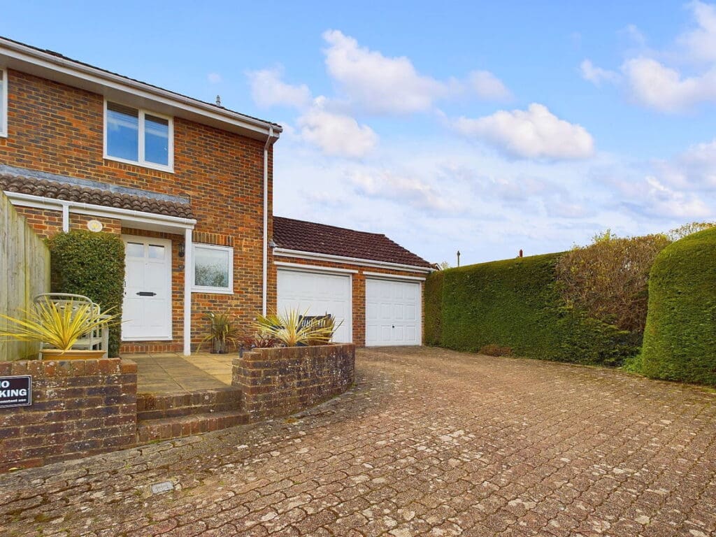 Wantley Road, Findon Valley, Worthing BN14 0BH