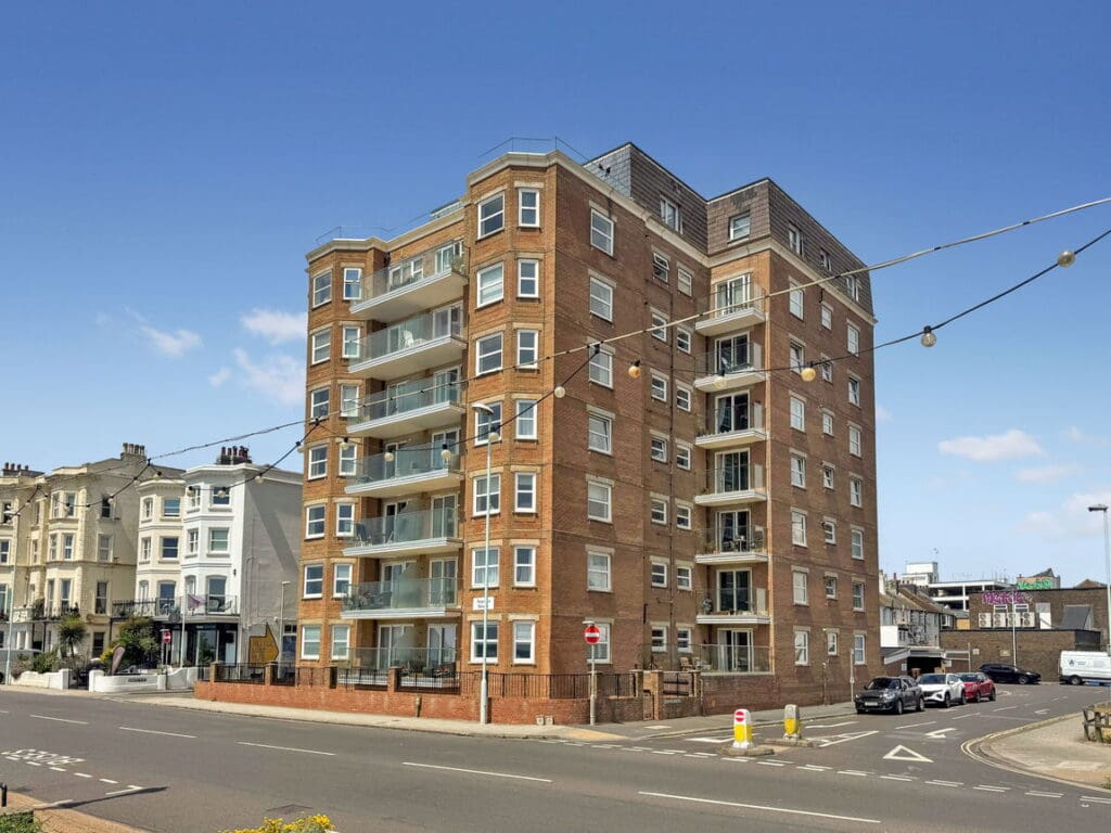 Augusta Place, Worthing, BN11 3PY