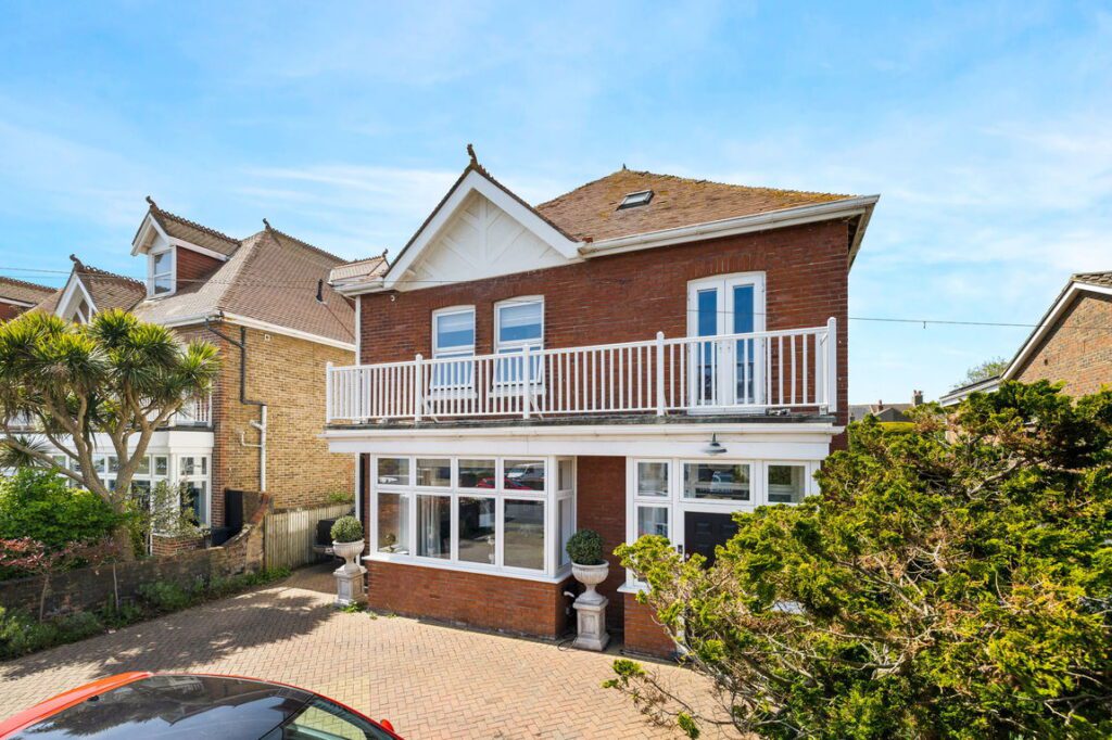 Windsor Road, Worthing, BN11 2LU